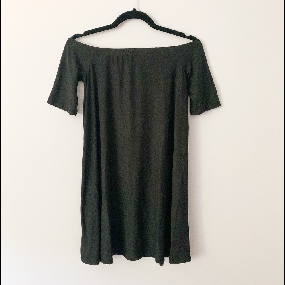 FOREVER 21 OFF SHOULDER DRESS